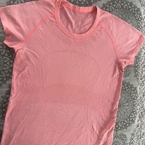 Light Peach Lululemon Swiftly Tech Short Sleeve